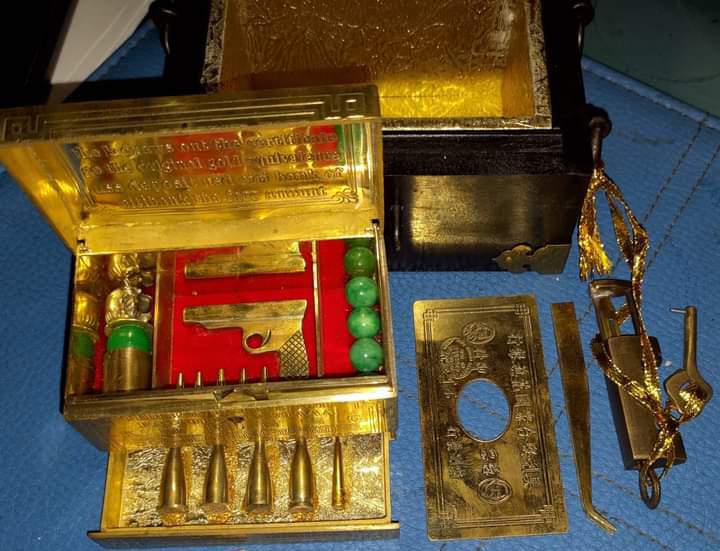 Golden gun for sale Miami