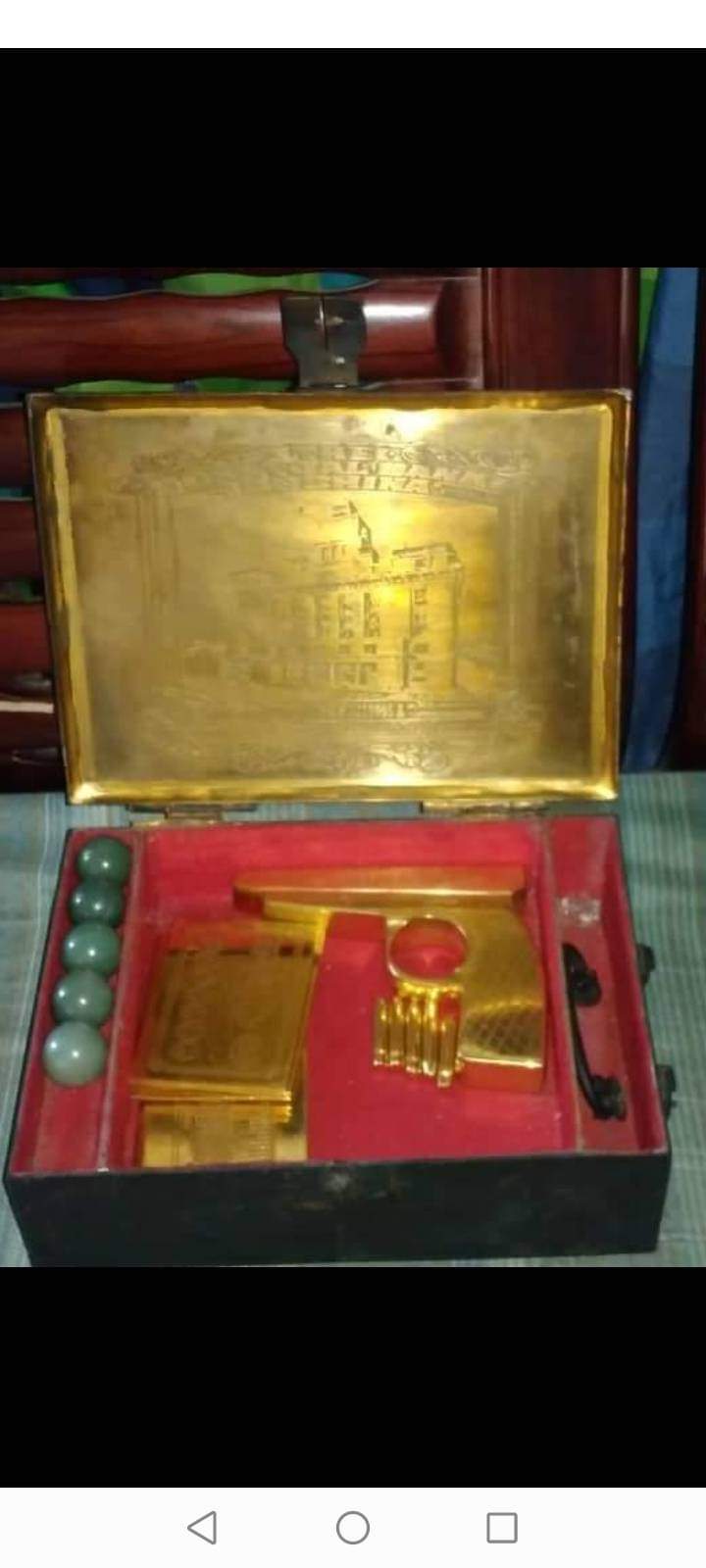 Golden gun for sale in Indonesia